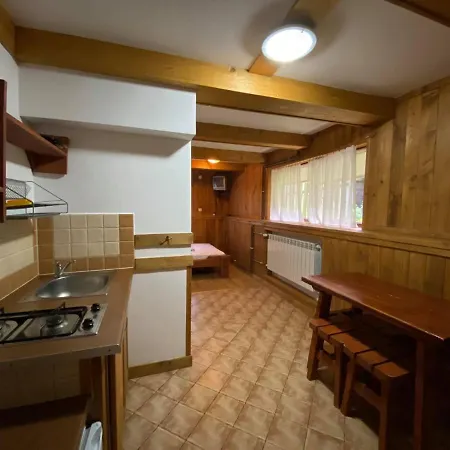 Pod Skocznia Homestay *